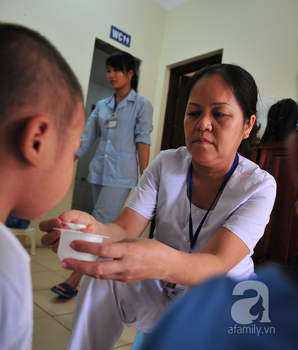 trẻ nhỏ tại chùa Bồ Đề